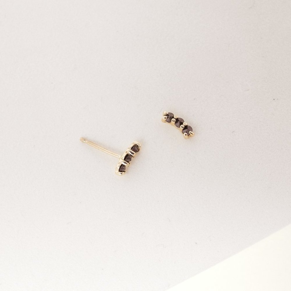 14k Gold Black Diamond Stud Earrings